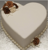 White Forest Heart Gifts toAgram, cake to Agram same day delivery