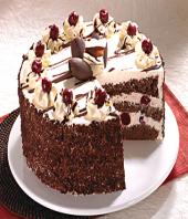 Black Forest small Gifts toCox Town, cake to Cox Town same day delivery